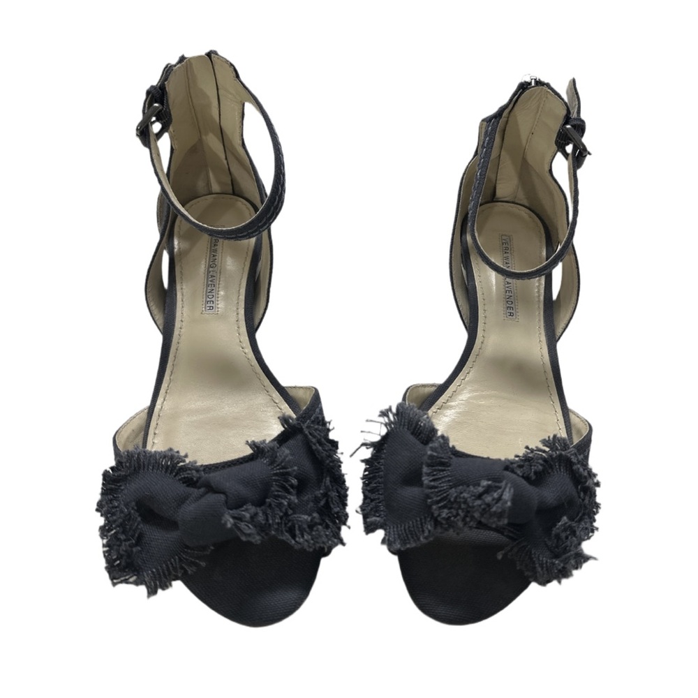 Y2K VERA WANG LAVENDER women's grey flat peep toe sandals w/bow, 9-9.5.